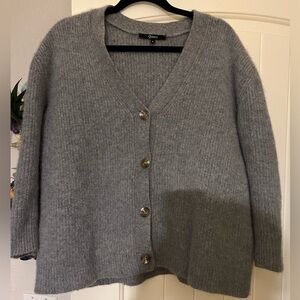 100% cashmere sweater